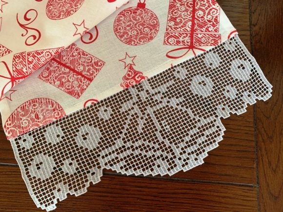 FSL Christmas Towel Lace Border